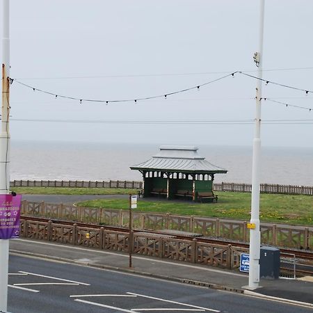 Brincliffe Hotel Blackpool Esterno foto